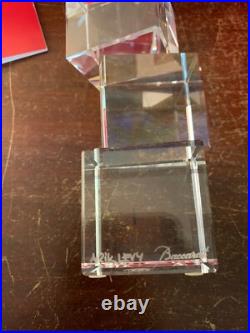 3 bougeoirs modèle cube Arik Lévy en cristal de Baccarat (prix à la pièce)