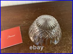 3 coupelles taillées en cristal de Baccarat (prix à la pièce)modèle1 3 coupelles taillées en cristal de Baccarat (prix à la pièce)modèle1