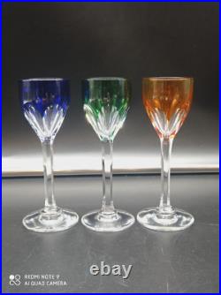 3 verres à liqueur digestif en Cristal de BACCARAT couleur mod GENOVA Signé