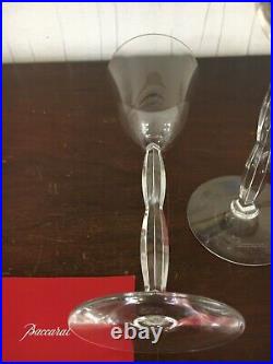 3 verres à vin modèle onde en cristal de Baccarat (prix à la pièce)