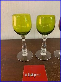 3 verres couleur en cristal de Baccarat (prix à la pièce)