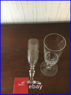 41 flûtes à champagne modèle Renaissance en cristal de Baccarat /prix à la pièce