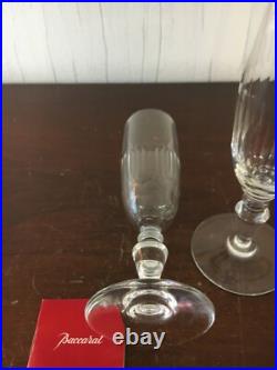 41 flûtes à champagne modèle Renaissance en cristal de Baccarat /prix à la pièce
