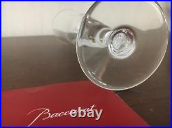 42 flûtes à champagne modèle Vence en cristal de Baccarat (prix à la pièce)