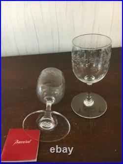 44 verres à vin rouge modèle Sevigné cristal Baccarat h 14 cm (prix à la pièce)