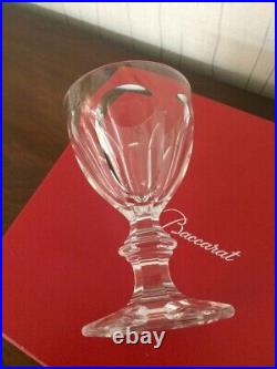 46 Verres à vin rouge Harcourt en cristal de Baccarat (prix à la pièce)