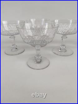 4 Coupes À Champagne En Cristal De Baccarat, Modele Champigny. Vers 1910-1920 4 Coupes À Champagne En Cristal De Baccarat, Modele Champigny. Vers 1910-1920
