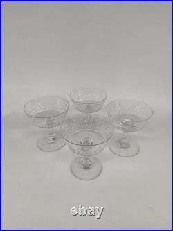 4 Coupes À Champagne En Cristal De Baccarat, Modele Champigny. Vers 1910-1920 4 Coupes À Champagne En Cristal De Baccarat, Modele Champigny. Vers 1910-1920