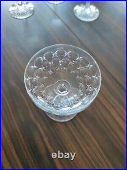 4 Coupes A Champagne En Cristal Taillé Baccarat Ou Saint Louis (J5)