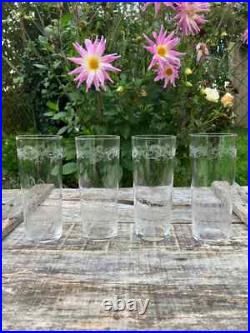4 Verres en cristal Forme gobelet Baccarat, Saint louis, autres 4 Verres en cristal Forme gobelet Baccarat, Saint louis, autres