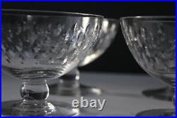 4 coupes 4 petits en cristal de baccarat modèle Paris signés