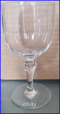 4 jolis verres à vin, cristal de Baccarat, modèle''Normandie'' (haut 14.5 cm)