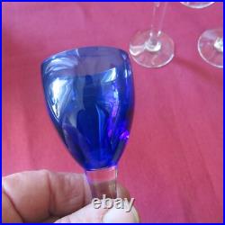 4 verres à liqueur en cristal de baccarat de couleurs H 13 cm signé