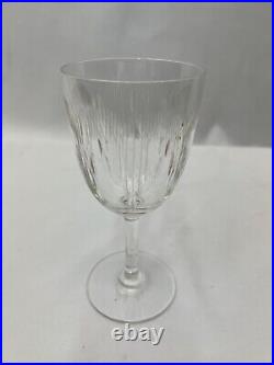 4 verres à vin cristal de Baccarat modèle Molière
