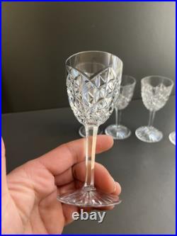 5 Verres À Vin En Cristal Baccarat Modelé Juigne