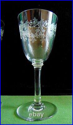 5 Verres A Vin Rouge Cristal Grave Modele Sevigne Baccarat H 13,4 CM