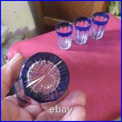 5 verres gobelet de couleur bleu en cristal de baccarat H 8 cm