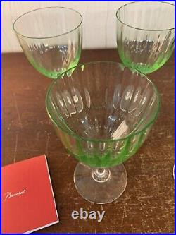 5 verres vin blanc modèle aquarelle vert clair cristal Baccarat (prix la pièce) 5 verres vin blanc modèle aquarelle vert clair cristal Baccarat (prix la pièce)