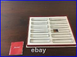 60 portes couteaux cristal de Baccarat (prix des 12 pièces)