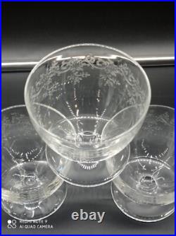 6 Petits verres à goutte, digestif, liqueur en cristal de BACCARAT modèle Sévigné