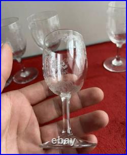 6 Verres A Vin Blanc En Cristal Baccarat Grave Modèle Louis XV et SEVIGNE