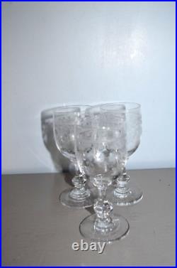 6 Verres à Vin Blanc Cristal de Baccarat Décor Guirlande et Fleur