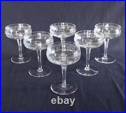 6 coupes à champagne cristal de Baccarat modèle Pompadour