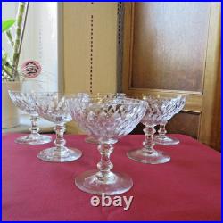 6 coupes a champagne en cristal de Baccarat signé modèle ARMAGNAC