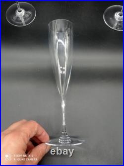 6 flutes à Champagne en Cristal de BACCARAT modèle Dom Pérignon, signé, H 23,5cm