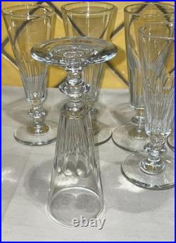 6 flutes à Champagne en cristal de BACCARAT SAINT LOUIS modèle Caton 6 flutes à Champagne en cristal de BACCARAT SAINT LOUIS modèle Caton