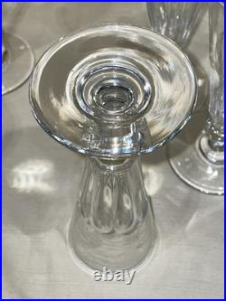 6 flutes à Champagne en cristal de BACCARAT SAINT LOUIS modèle Caton 6 flutes à Champagne en cristal de BACCARAT SAINT LOUIS modèle Caton
