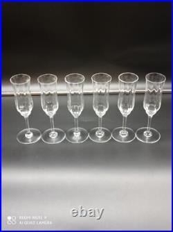 6 flutes à champagne en cristal de BACCARAT modèle CAPRI, signé, H 18,7 cm