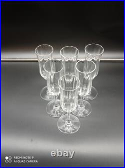 6 flutes à champagne en cristal de BACCARAT modèle CAPRI, signé, H 18,7 cm