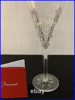 6 flûtes à champagne taillés et palmette cristal de Baccarat (prix à la pièce)