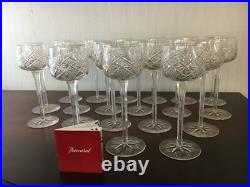 6 verres Roemer en cristal de Baccarat hauteur 19.3 cm (prix du lot)