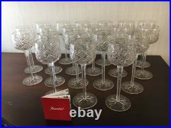 6 verres Roemer en cristal de Baccarat hauteur 19.3 cm (prix du lot)