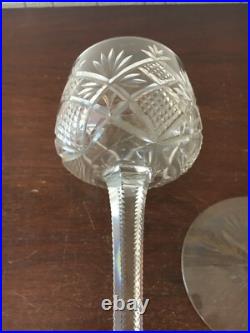 6 verres Roemer en cristal de Baccarat hauteur 19.3 cm (prix du lot)