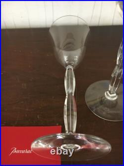 6 verres à eau modèle onde en cristal de Baccarat (prix à la pièce)