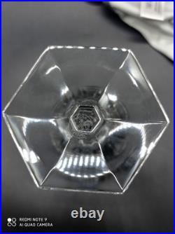 6 verres à vin Blanc en cristal de BACCARAT modèle COMPIEGNE, H 14,5 cm, signé