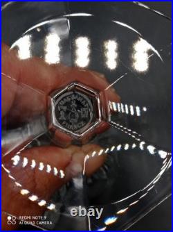 6 verres à vin Rouge en cristal de BACCARAT modèle COMPIEGNE, H 16,5 cm, signé