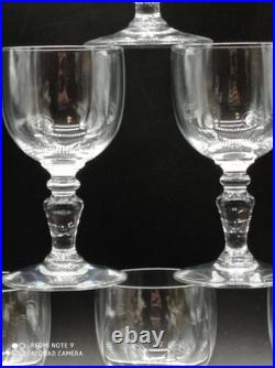 6 verres à vin blanc en Cristal de BACCARAT modèle Géranium, signés, H11,5 cm