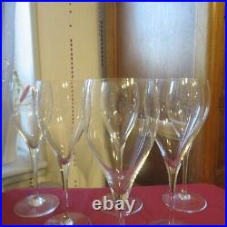 6 verres a vin blanc en cristal de baccarat modèle saint Remy signé H 17,4 cm