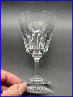 6 verres à vin en cristal de BACCARAT modèle Côte d'Azur, H 14 cm, signé