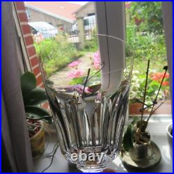 6 verres à vin en cristal taillé de Baccarat signé modèle cote d azur 12,5 cm 6 verres à vin en cristal taillé de Baccarat signé modèle cote d azur 12,5 cm