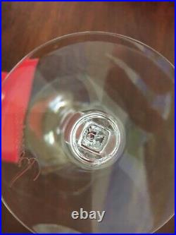 6 verres à vin modèle onde en cristal de Baccarat (prix à la pièce)