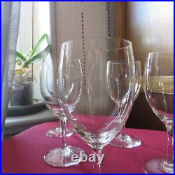 6 verres à vin ou à porto en cristal de baccarat modèle haut brion signé