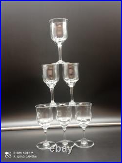 6 verres à vin rouge en cristal de BACCARAT modèle CAPRI, signé, H 15 cm