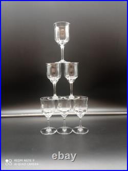 6 verres à vin rouge en cristal de BACCARAT modèle CAPRI, signé, H 15 cm