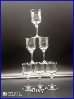 6 verres à vin rouge en cristal de BACCARAT modèle CAPRI, signé, H 15 cm