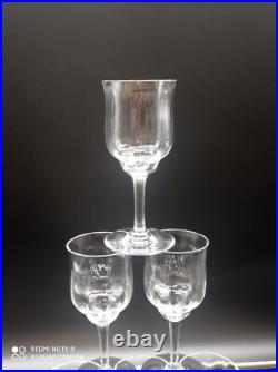 6 verres à vin rouge en cristal de BACCARAT modèle CAPRI, signé, H 15 cm